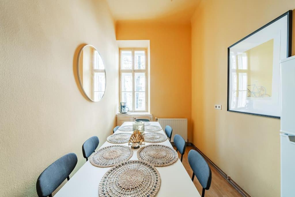Zentrale Wohnung Fuer Entdecker ウィーン エクステリア 写真